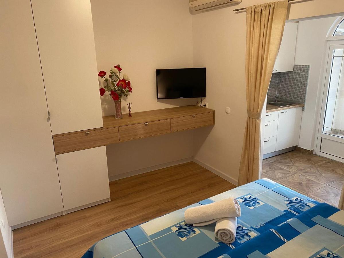 Apartments Kovac Макарска Екстериор снимка