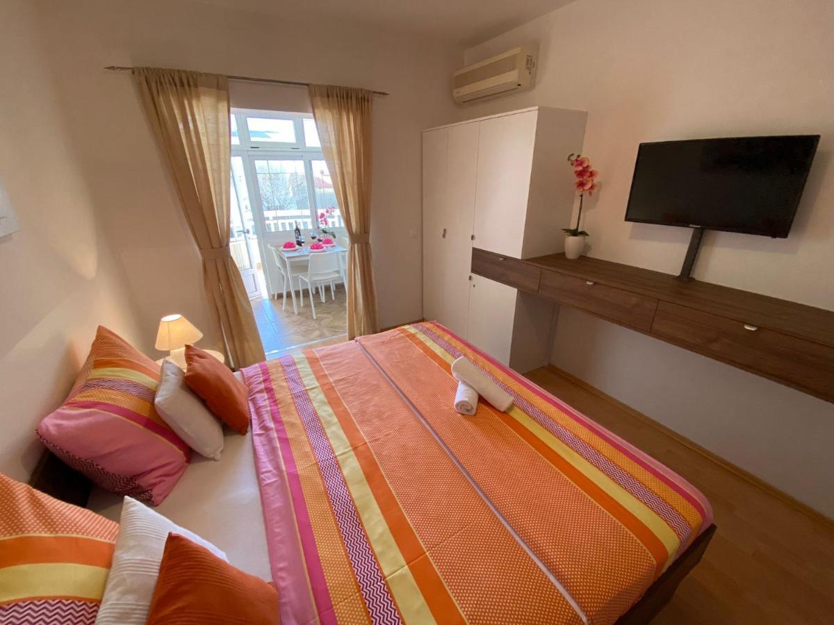 Apartments Kovac Макарска Екстериор снимка