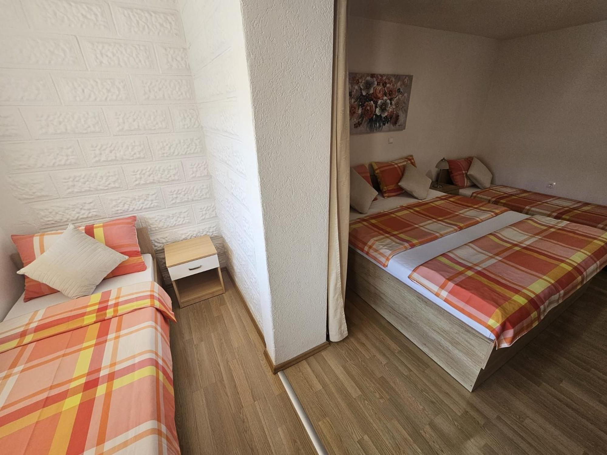 Apartments Kovac Макарска Стая снимка