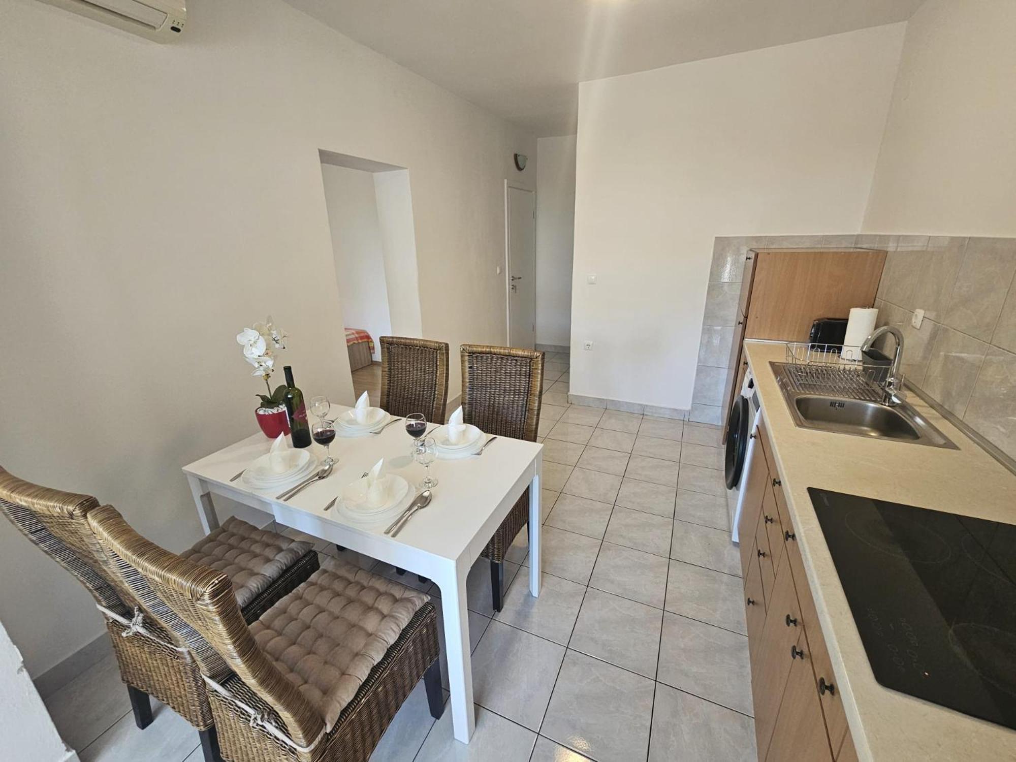 Apartments Kovac Макарска Стая снимка