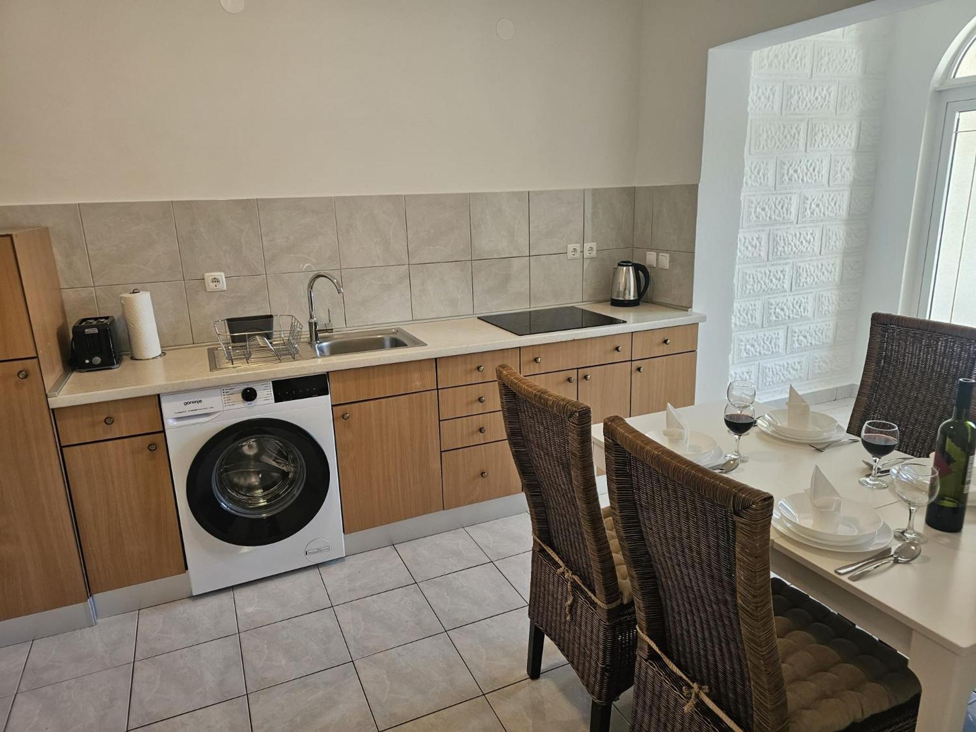 Apartments Kovac Макарска Стая снимка